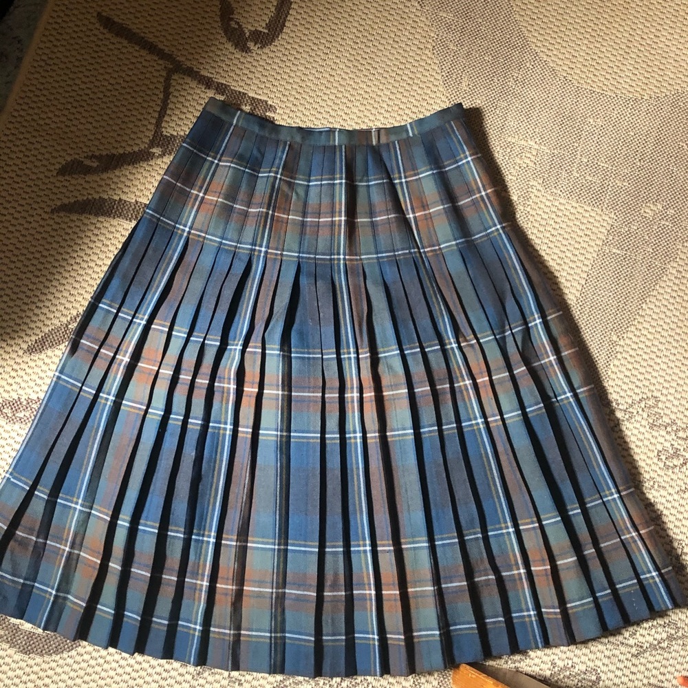 Beautiful 1950’s wool skirt!
